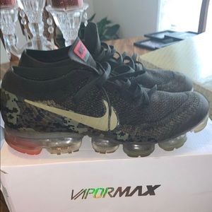 Nike vapormax flyknit size 12